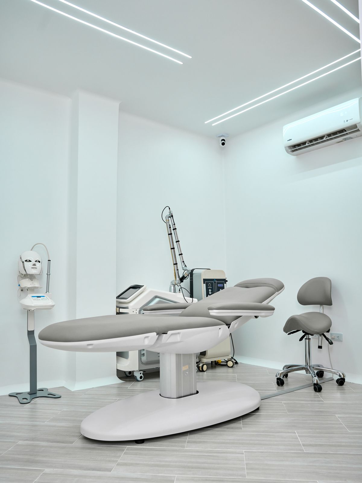 WhatsApp Image 2025-12-10 at 8.45.01 PM (1)